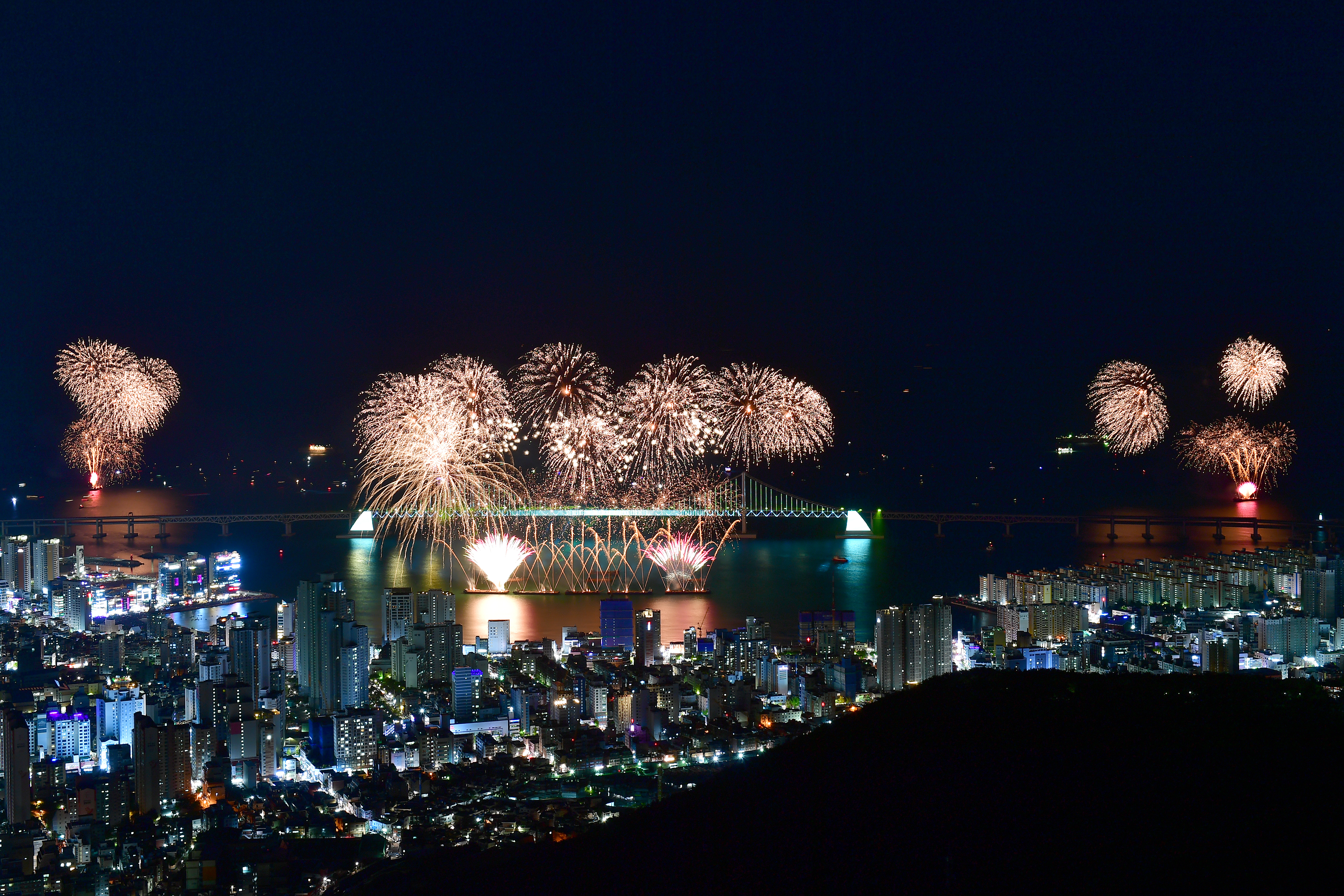 2018 불꽃 사진 (9).jpg